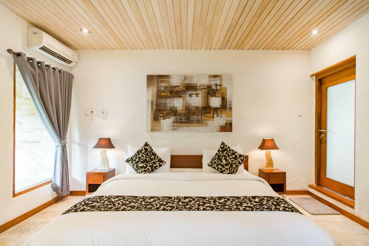 Seminyak Villa Kalyca Esterno foto