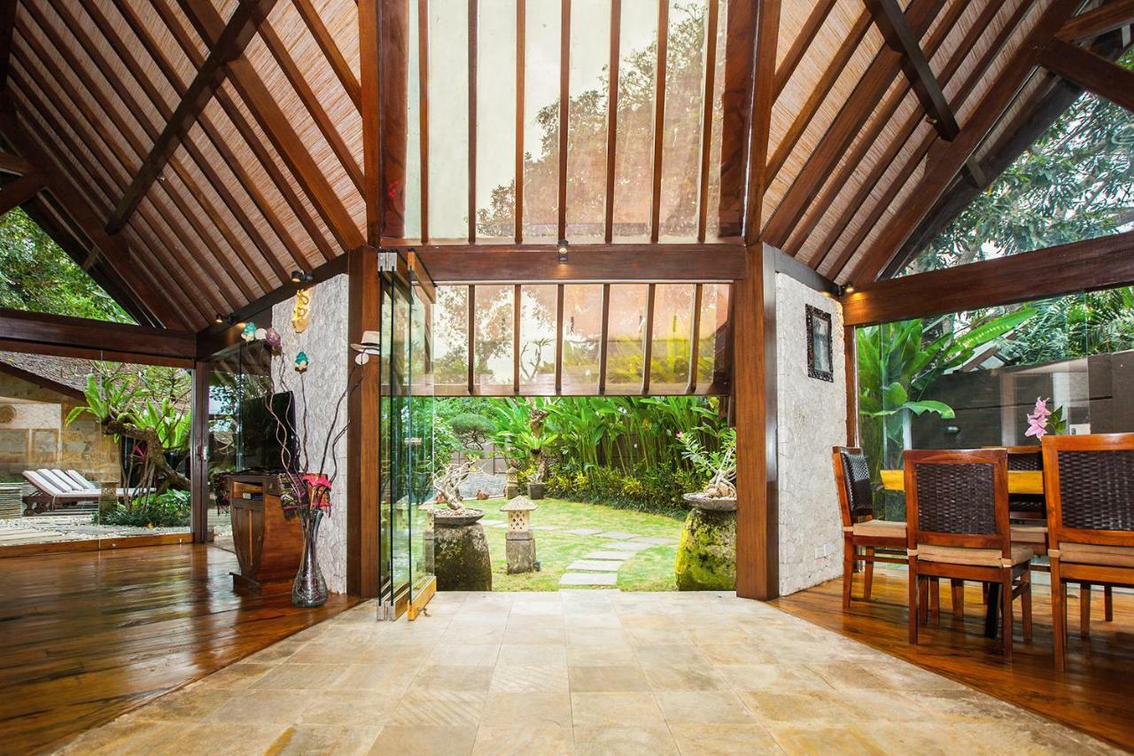 Seminyak Villa Kalyca Esterno foto