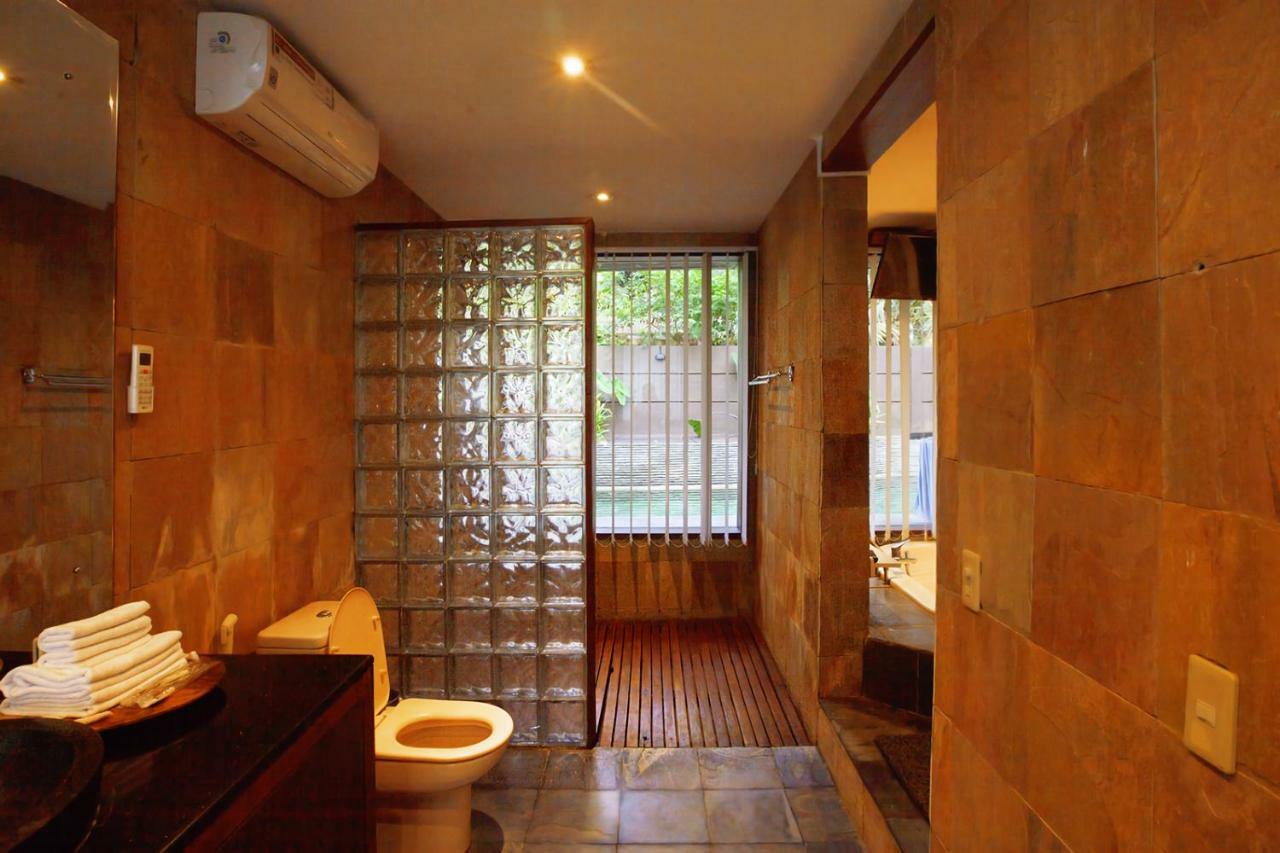 Seminyak Villa Kalyca Esterno foto