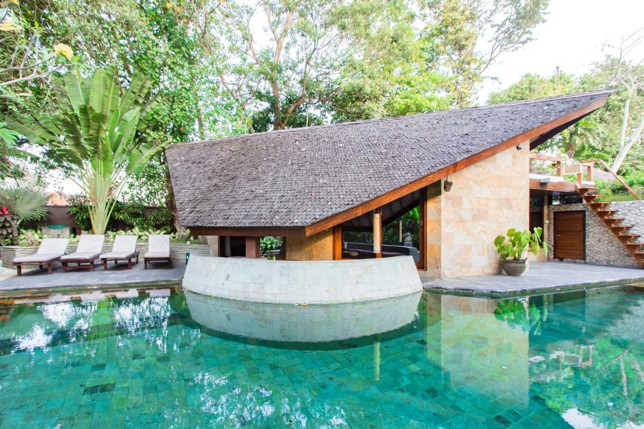 Seminyak Villa Kalyca Esterno foto