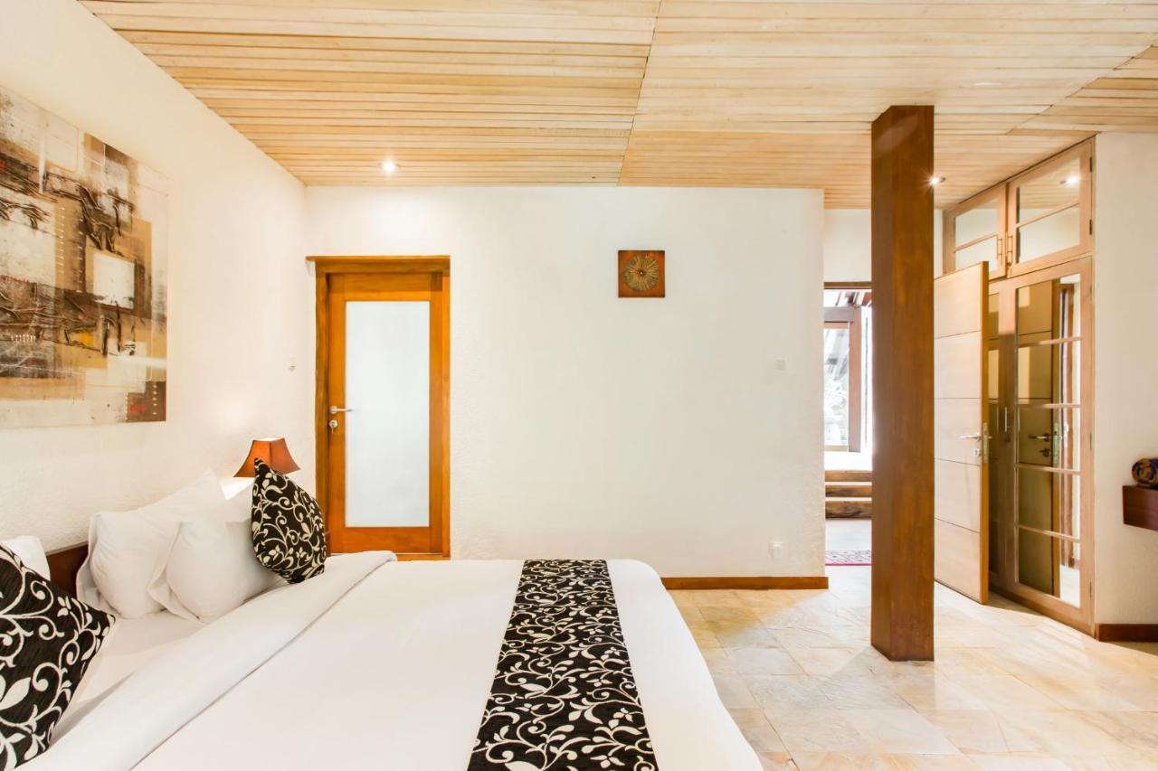 Seminyak Villa Kalyca Esterno foto